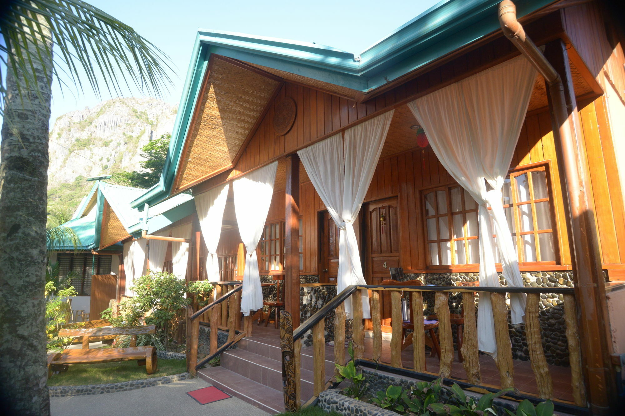 Jurias Garden Hotel El Nido Exterior photo